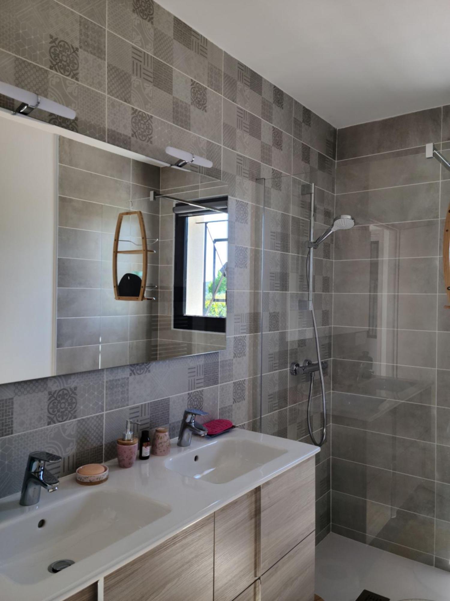 Bed and Breakfast Les Papillons D'Uzes Saint-Laurent-la-Vernede Екстер'єр фото